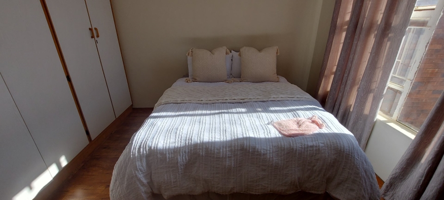 2 Bedroom Property for Sale in Langenhovenpark Free State